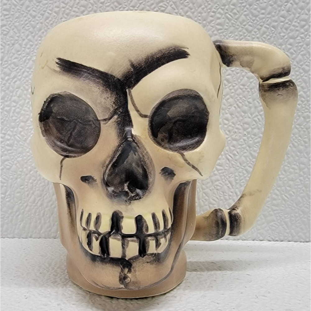 VTG Norcrest Japan Skull Mug Ceramic Bone Handle C-150 Halloween Gothic Decor